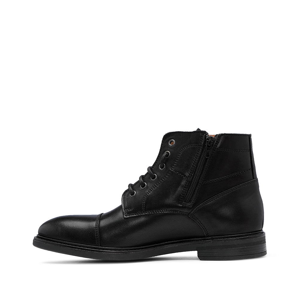 Botim Casual Homem Pele Preto