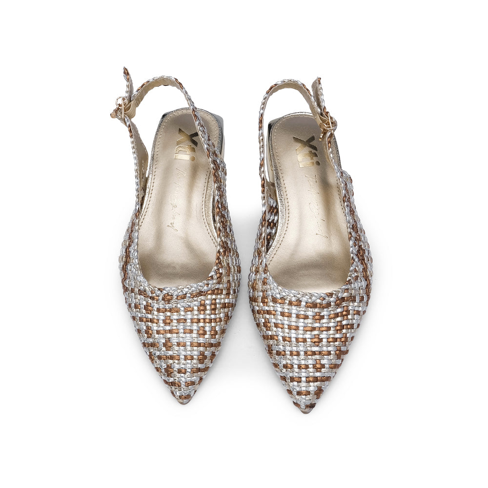 Sapato Salto Raso Mulher Dourado