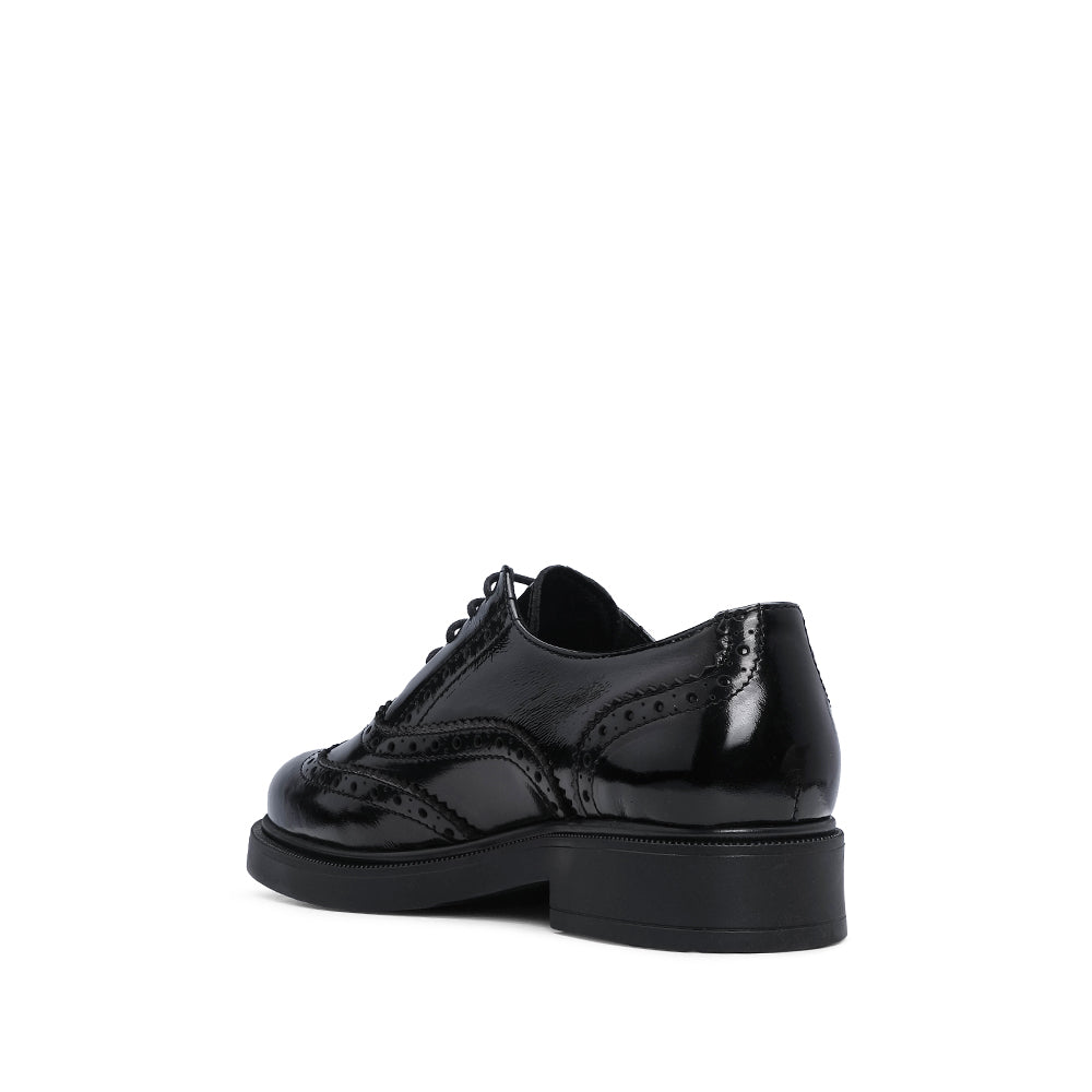 Sapato Salto Raso Mulher Verniz Preto