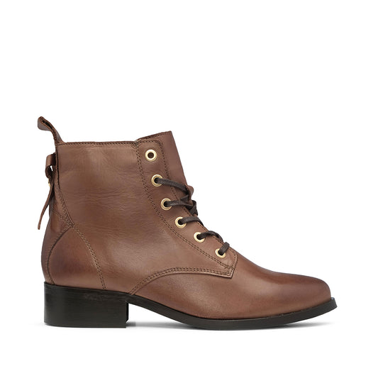 Botim Salto Raso Mulher Pele Brandy