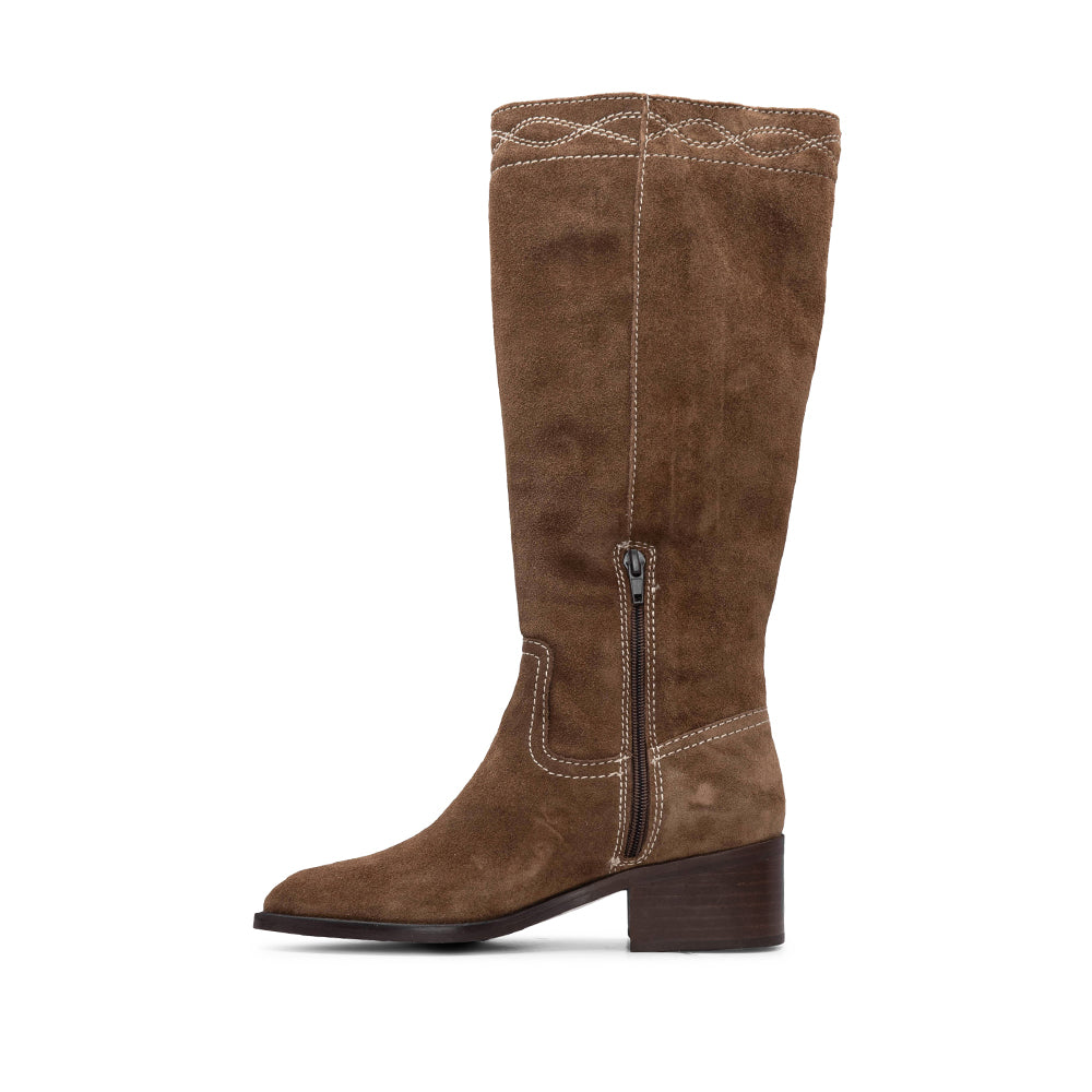 Bota Cano Alto Mulher Camurça Castanho