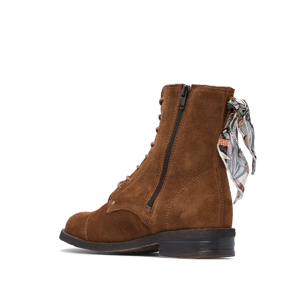 Botim Salto Raso Mulher Camurça Camel