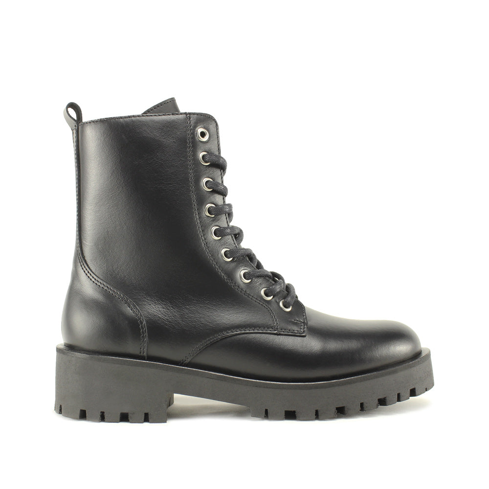 Bota Militar Mulher em Pele Preto