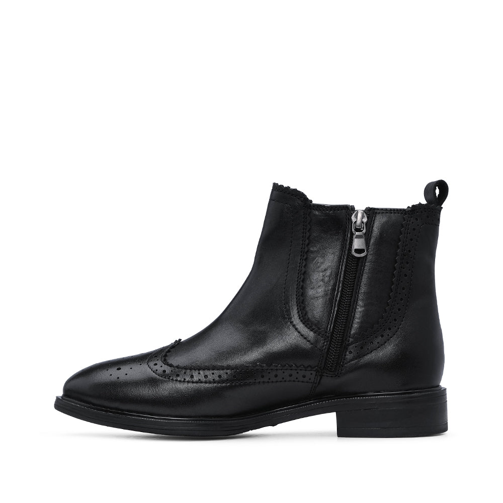 Botim Salto Raso Mulher Pele Preto