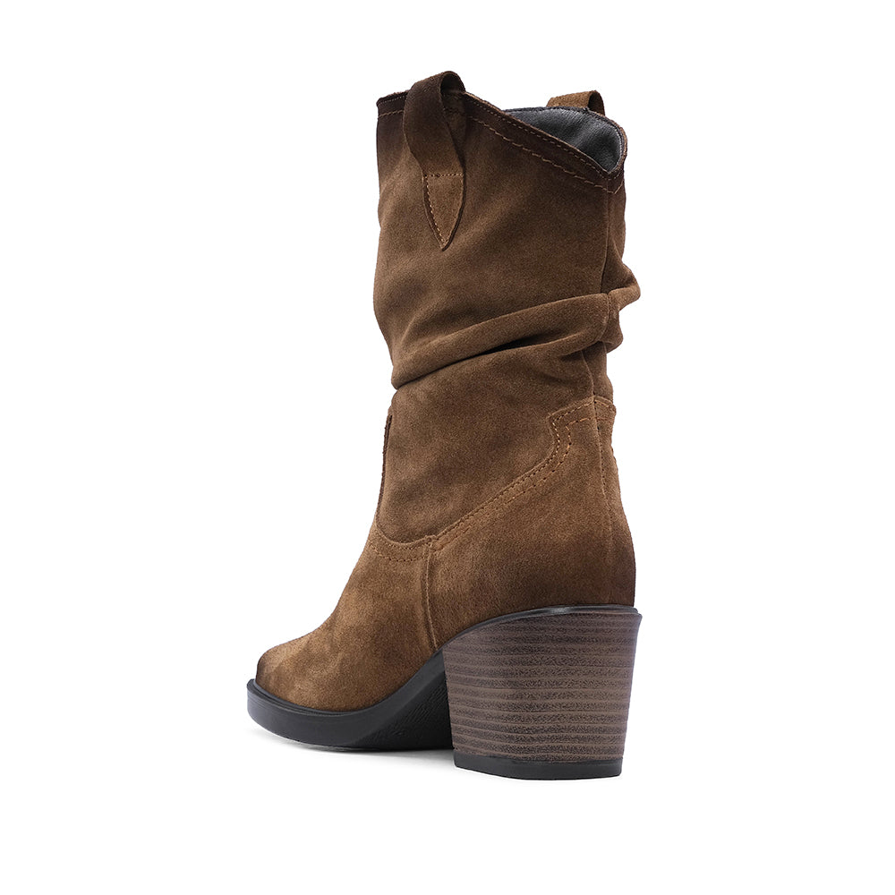 Bota Salto Médio Mulher Camurça Camel