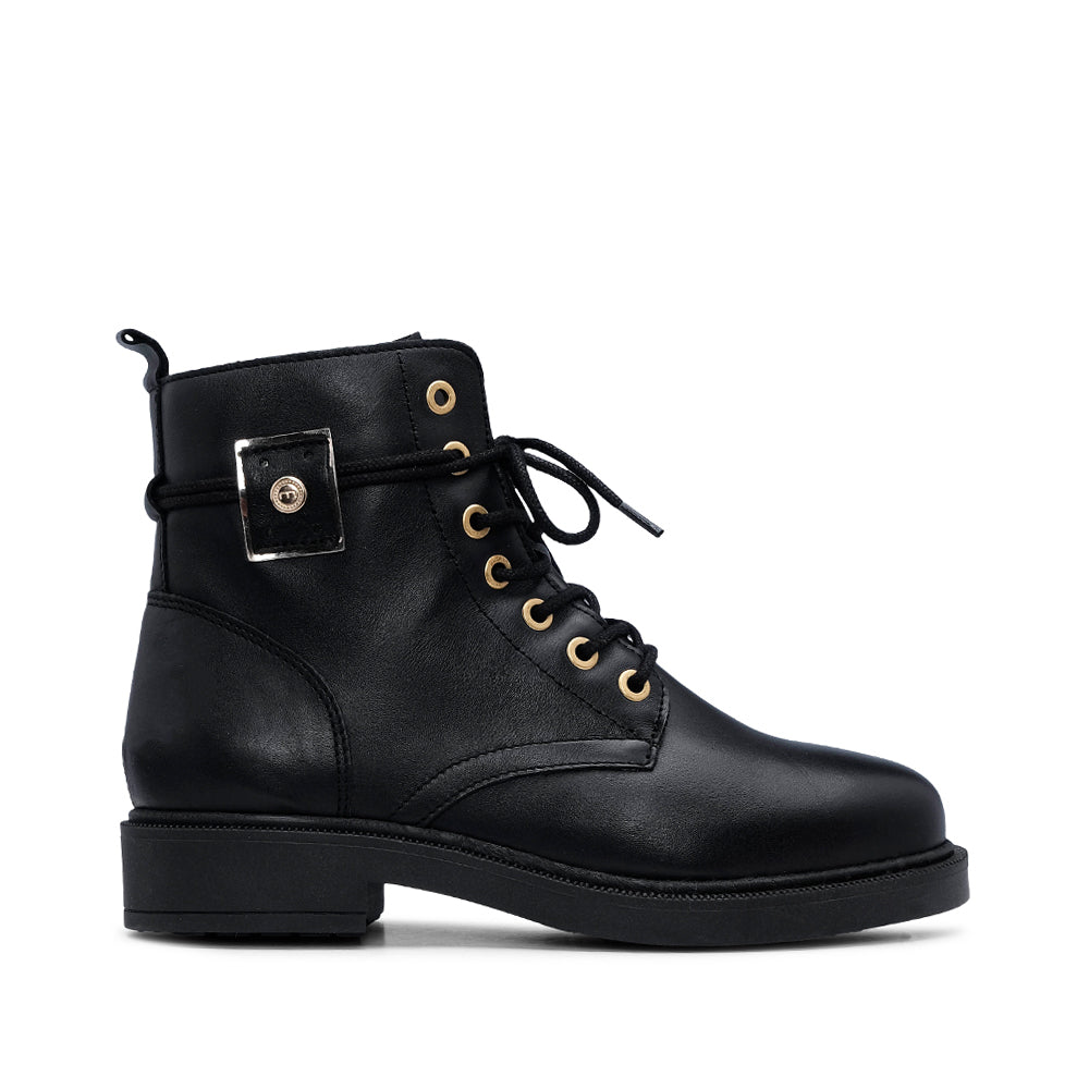 Botim Salto Raso Mulher Pele Preto