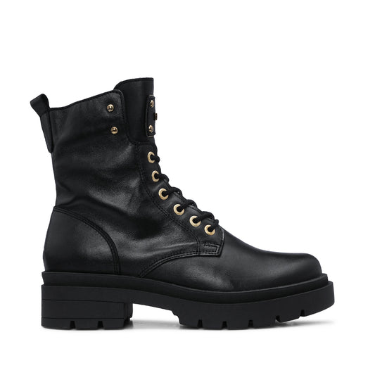 Botim Salto Raso Mulher Pele Preto