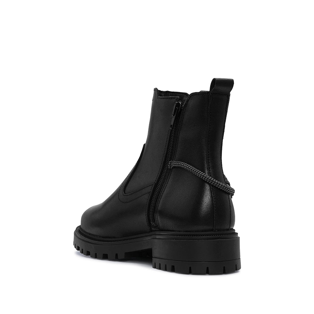 Botim Salto Raso Mulher Pele Preto