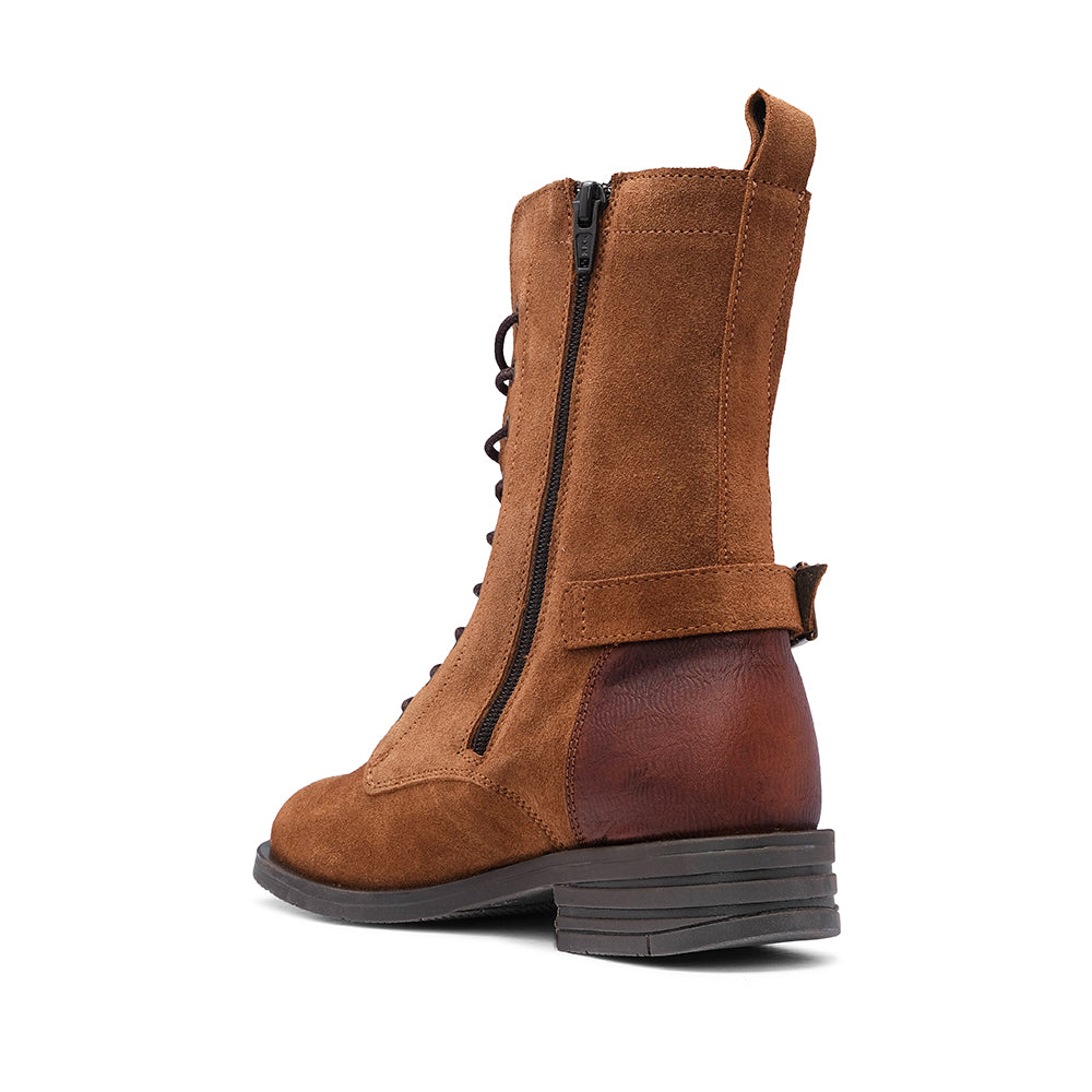 Bota Salto Raso Mulher Camurça Camel