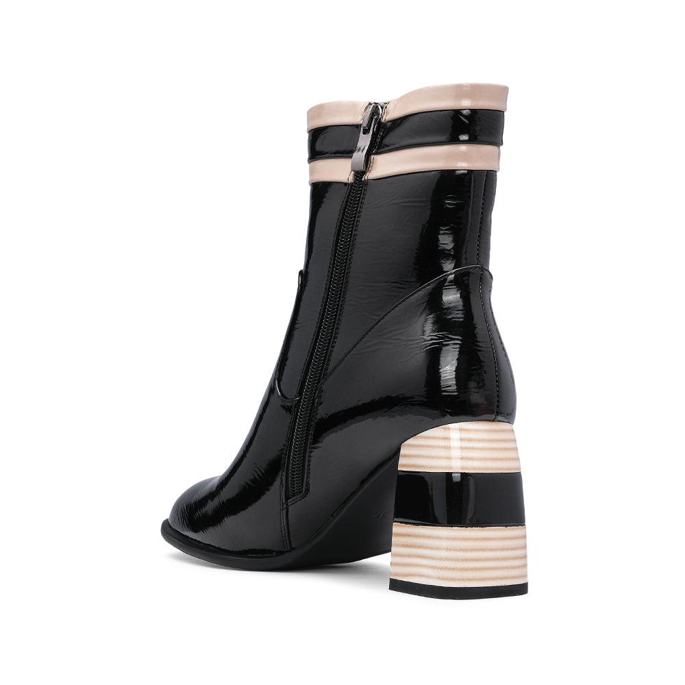 Bota Salto Alto Mulher Verniz Preto