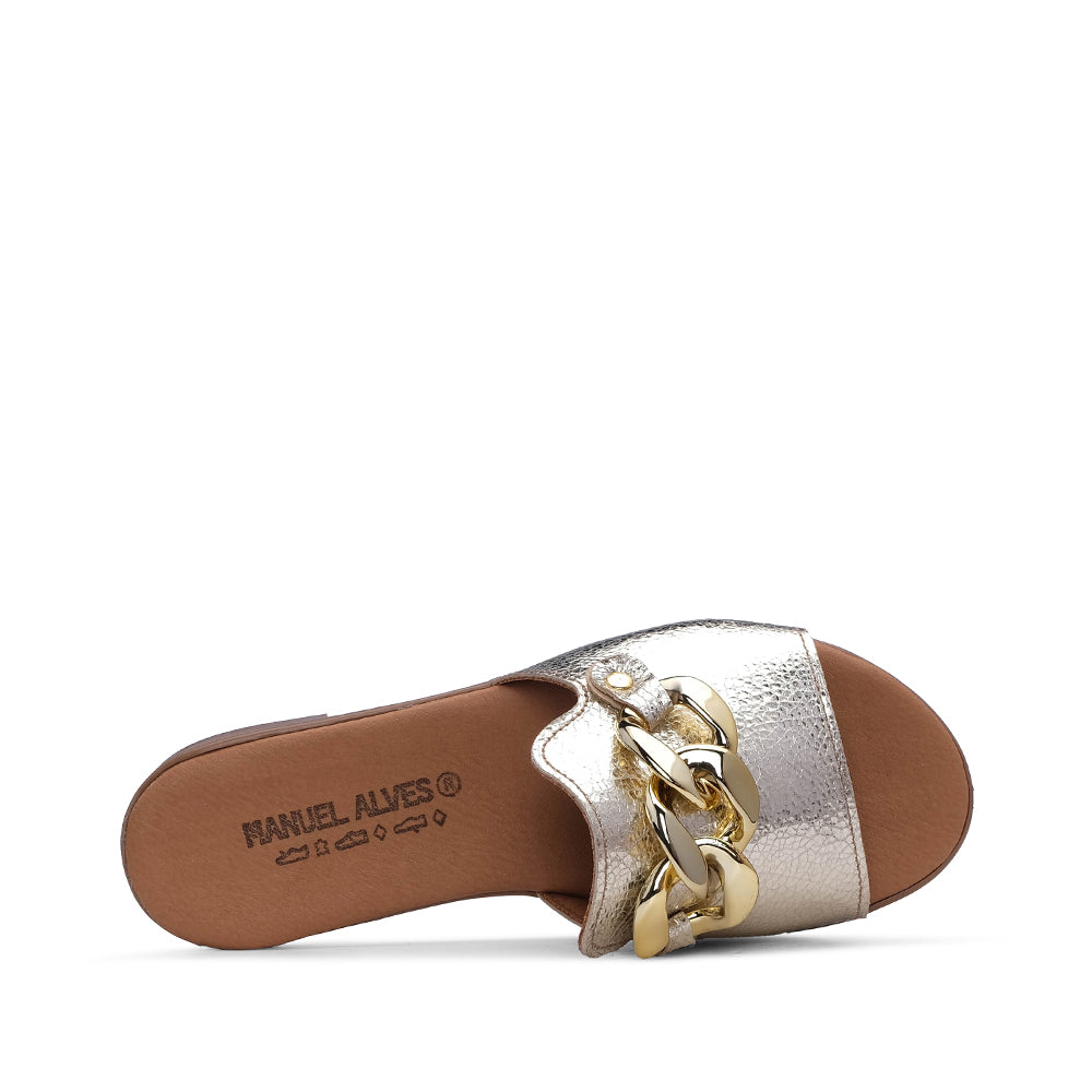 Chinelo Casual Mulher Com Aplicação Metálica Dourado