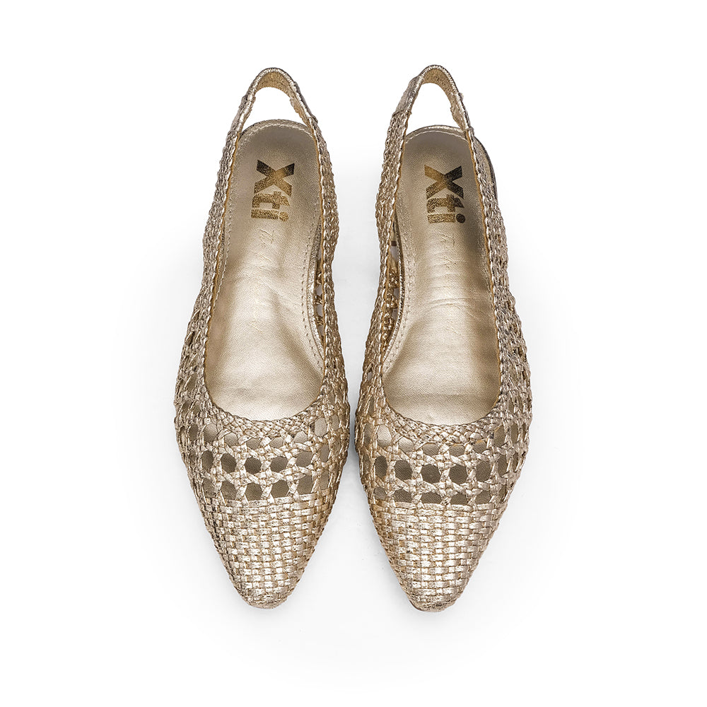 Sapato Salto Raso Mulher Dourado