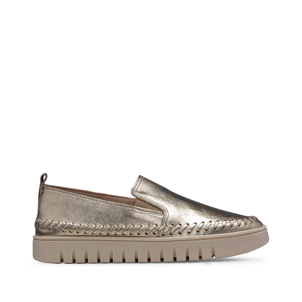 Sapato Salto Raso Mulher Metalizado Dourado