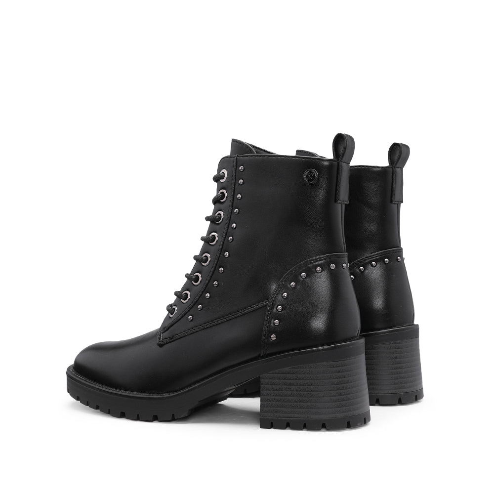 Botim Salto Médio Mulher Preto