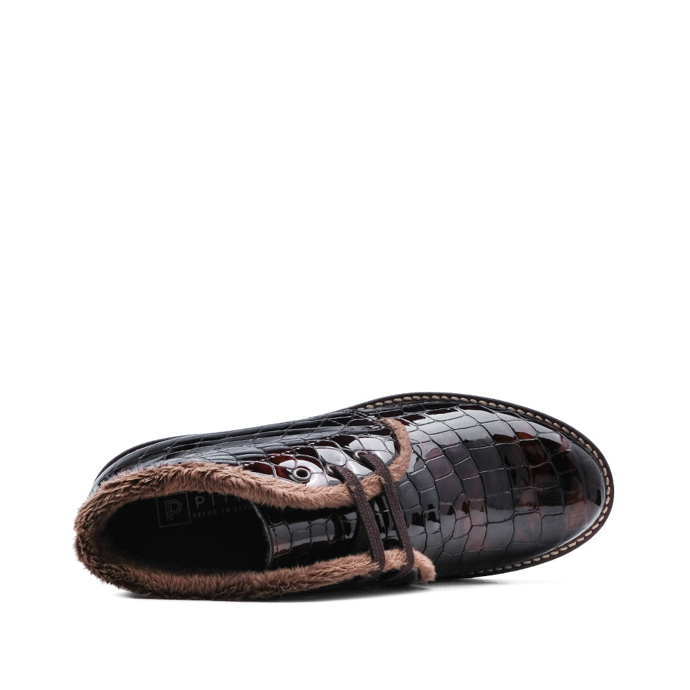 Botim Salto Raso Mulher Verniz Castanho