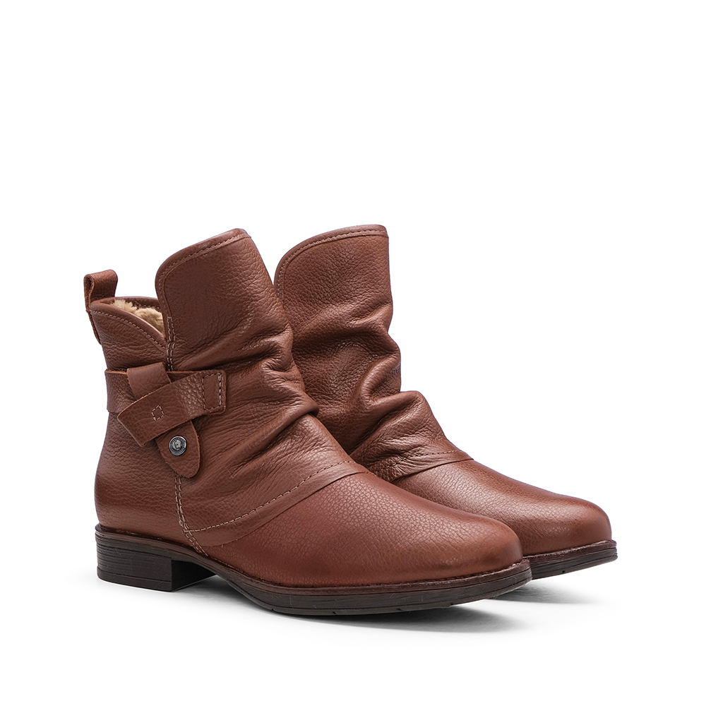 Botim Salto Raso Mulher Pele Cognac