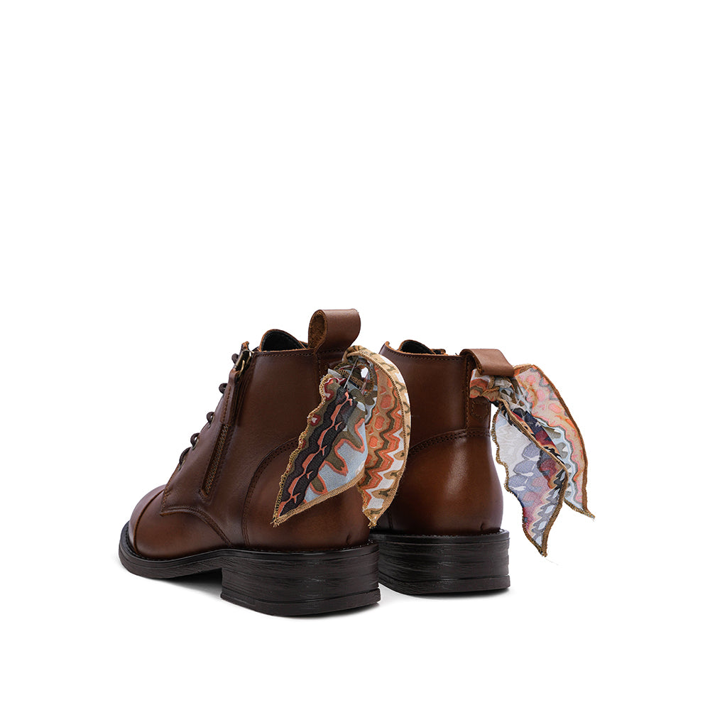 Botim Salto Raso Mulher Pele Camel