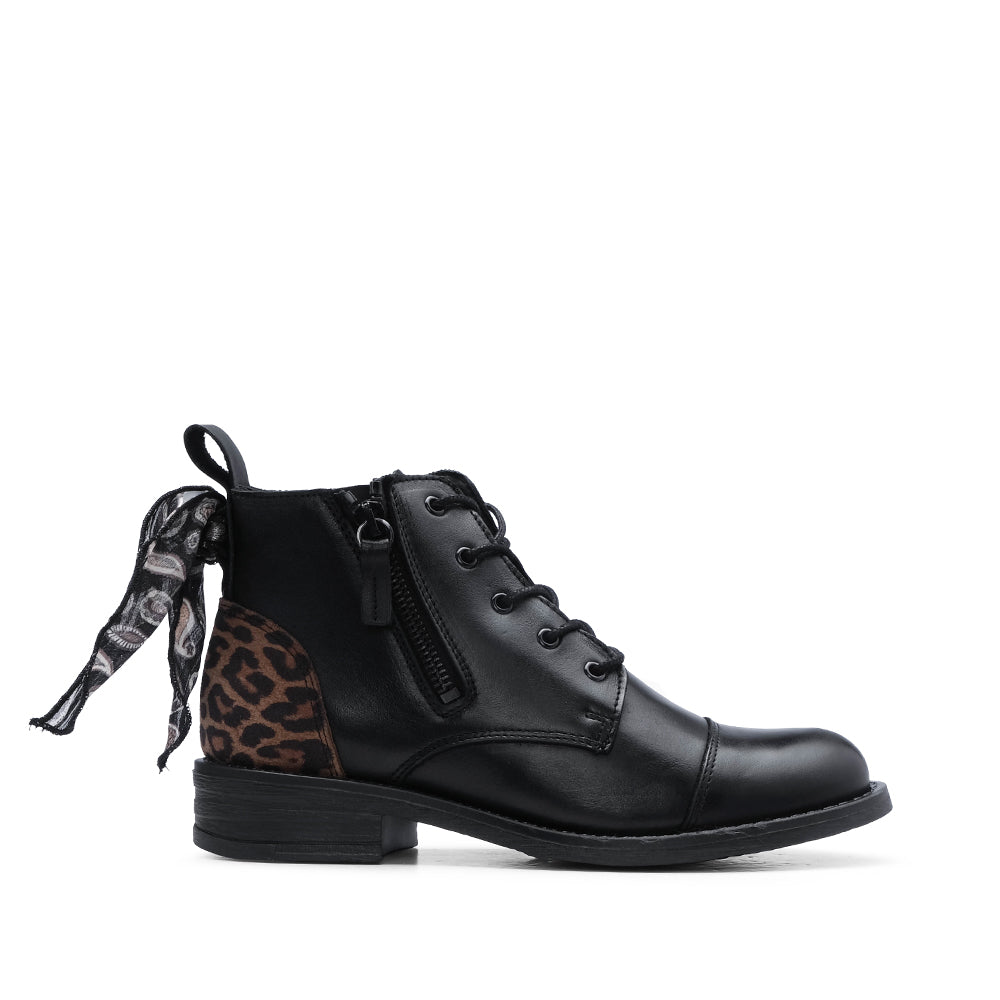 Botim Salto Raso Mulher Pele Leopardo