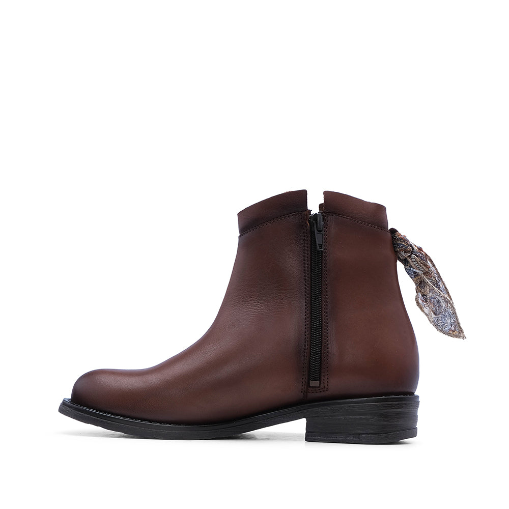 Botim Salto Raso Mulher Pele Camel