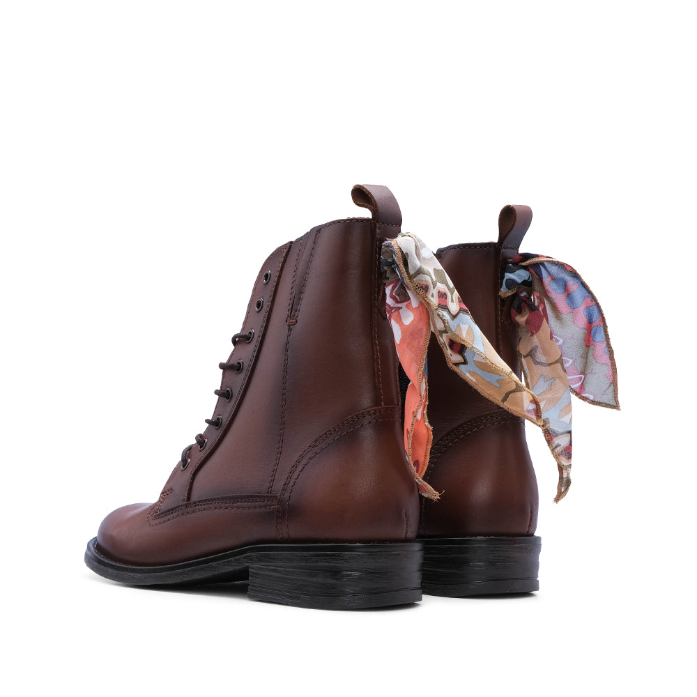 Botim Salto Raso Mulher Pele Camel