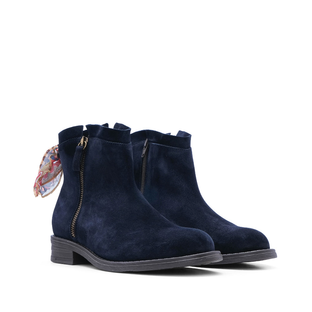 Botim Salto Raso Mulher Camurça Azul Marinho