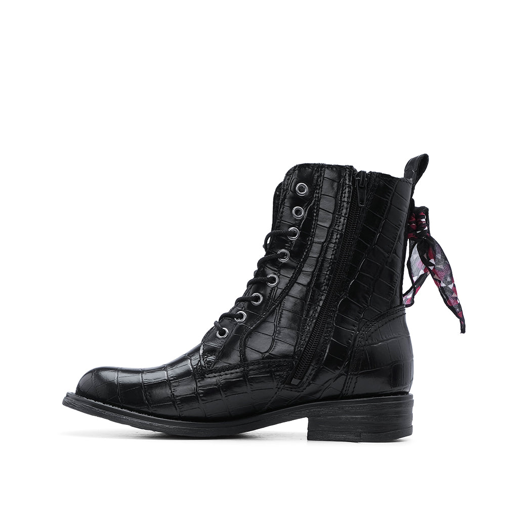 Botim Salto Raso Mulher Animal Print Preto