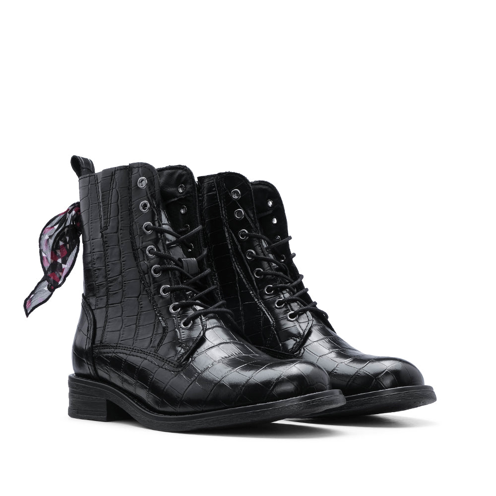 Botim Salto Raso Mulher Animal Print Preto