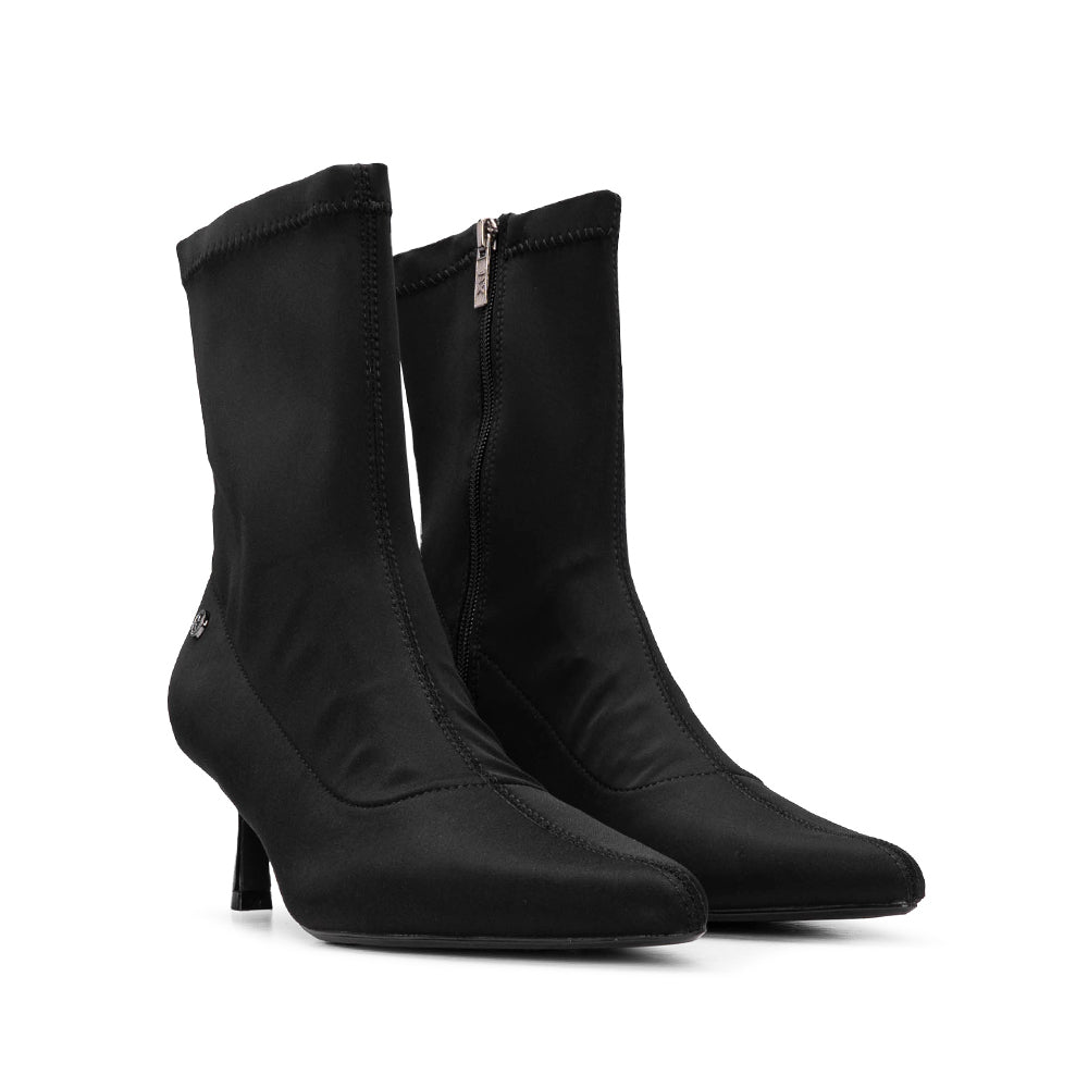 Botim Salto Médio Mulher Preto