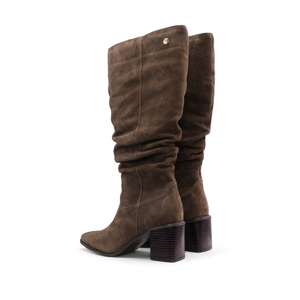 Bota Cano Alto Mulher Camurça Taupe