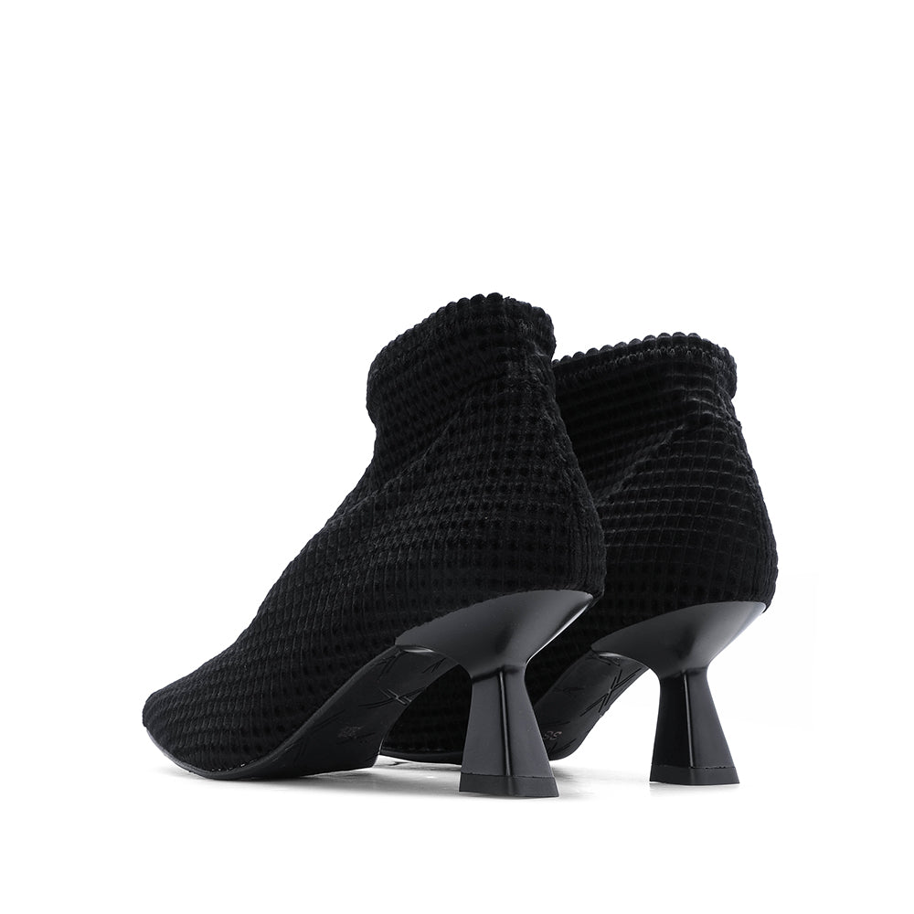 Botim Salto Médio Mulher Preto