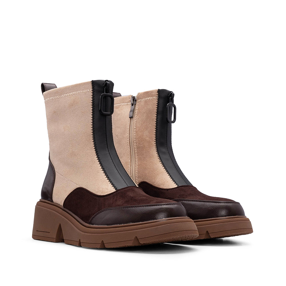Bota Salto Raso Mulher Castanho