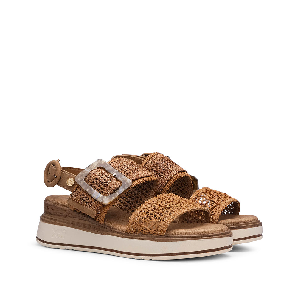 Sandália Plataforma Mulher Camel