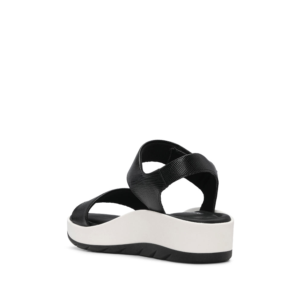 Sandália Plataforma Mulher Gravado Preto