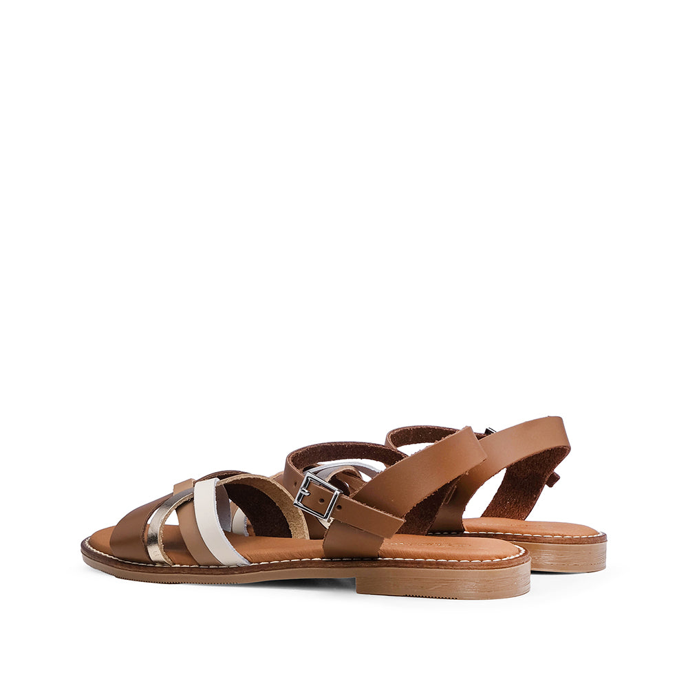 Sandália Salto Raso Mulher Pele Camel